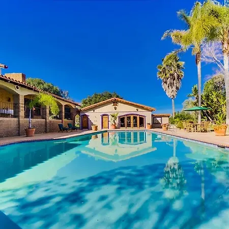 Vineyard Hacienda Hotel